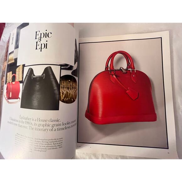 LOUIS VUITTON THE BOOK #1 Catalog Not for Sale Collection Fashion 2014 English - Picture 7 of 16